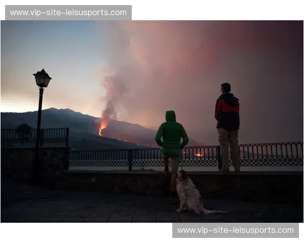铁血伊普鲁阿遇上加那利华尔兹：埃瓦尔与拉斯帕尔马斯的灵魂博弈