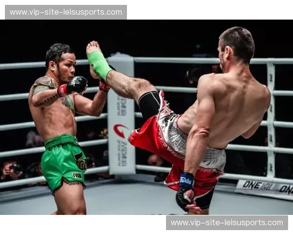 雅桑克莱vs曼：泰拳巅峰对决，传奇与新星的燃情碰撞